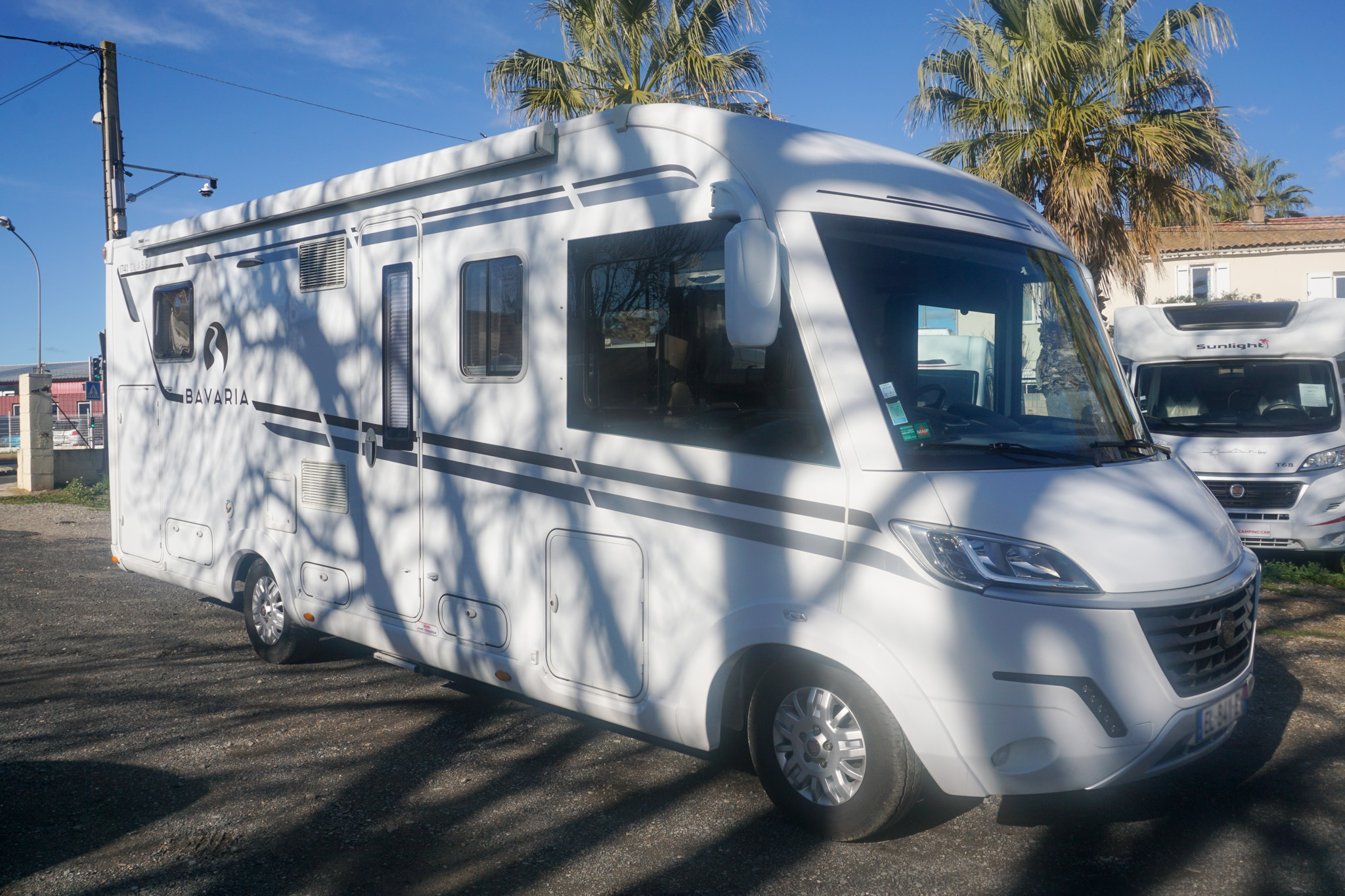 Camping-car intégral BAVARIA I741 Class 2017